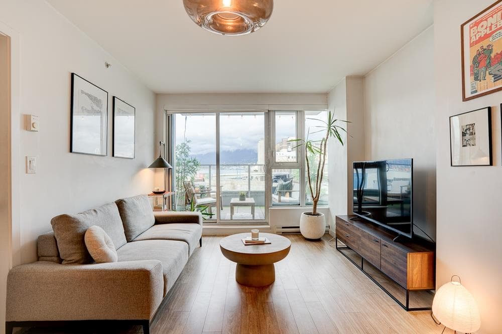 201-983 E Hastings Street, Vancouver