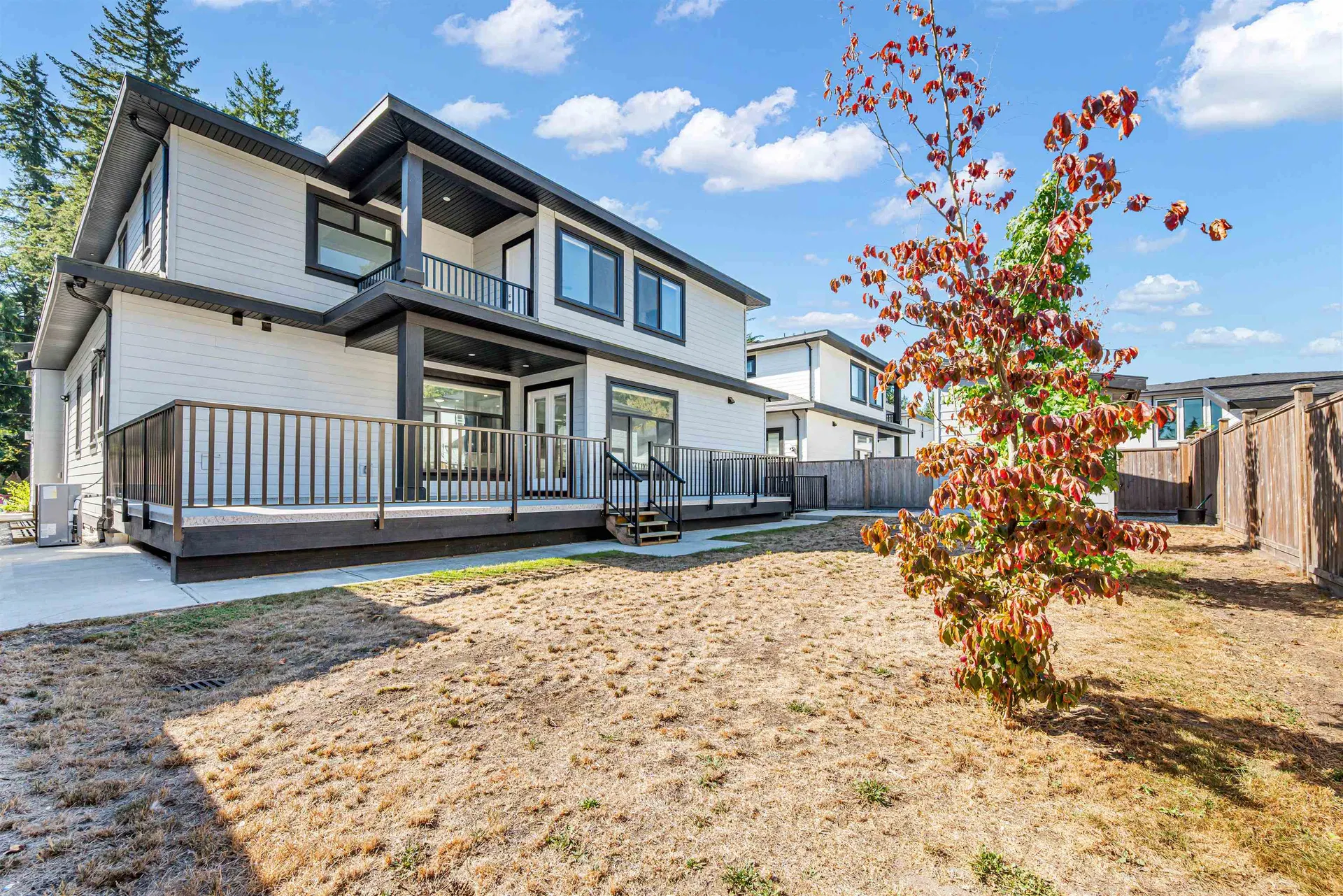 Photo 5 of 40 at 20235 27 Avenue