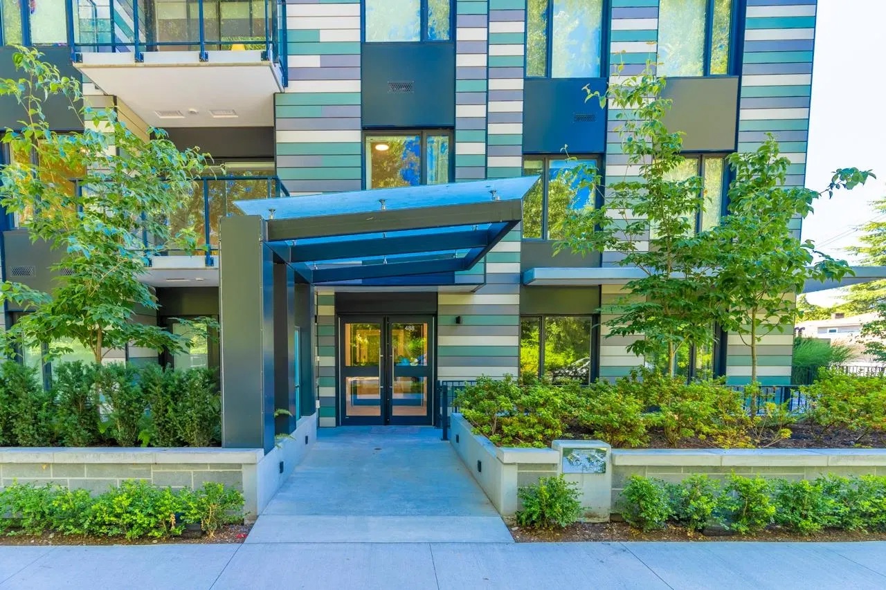 Photo 1 of 21 at #209 – 488 W 58th Avenue