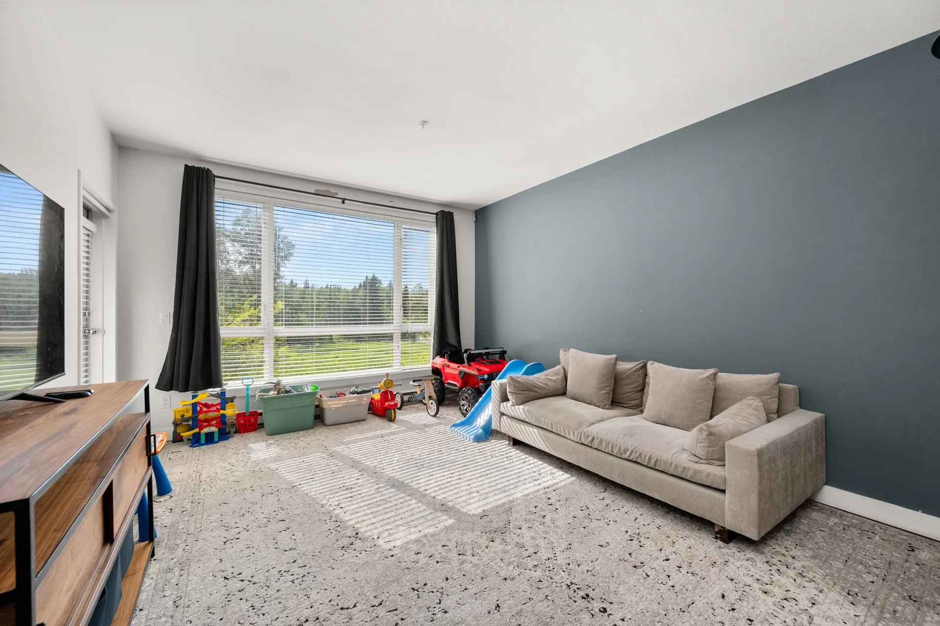 Photo 2 of 24 at #303 – 14333 104 Avenue