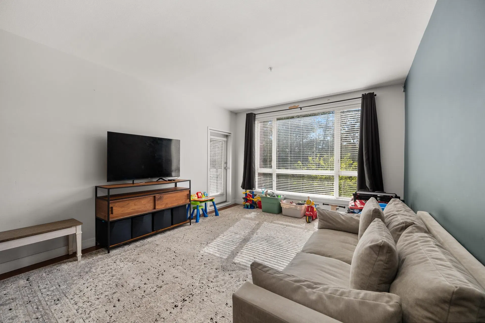 Photo 3 of 24 at #303 – 14333 104 Avenue
