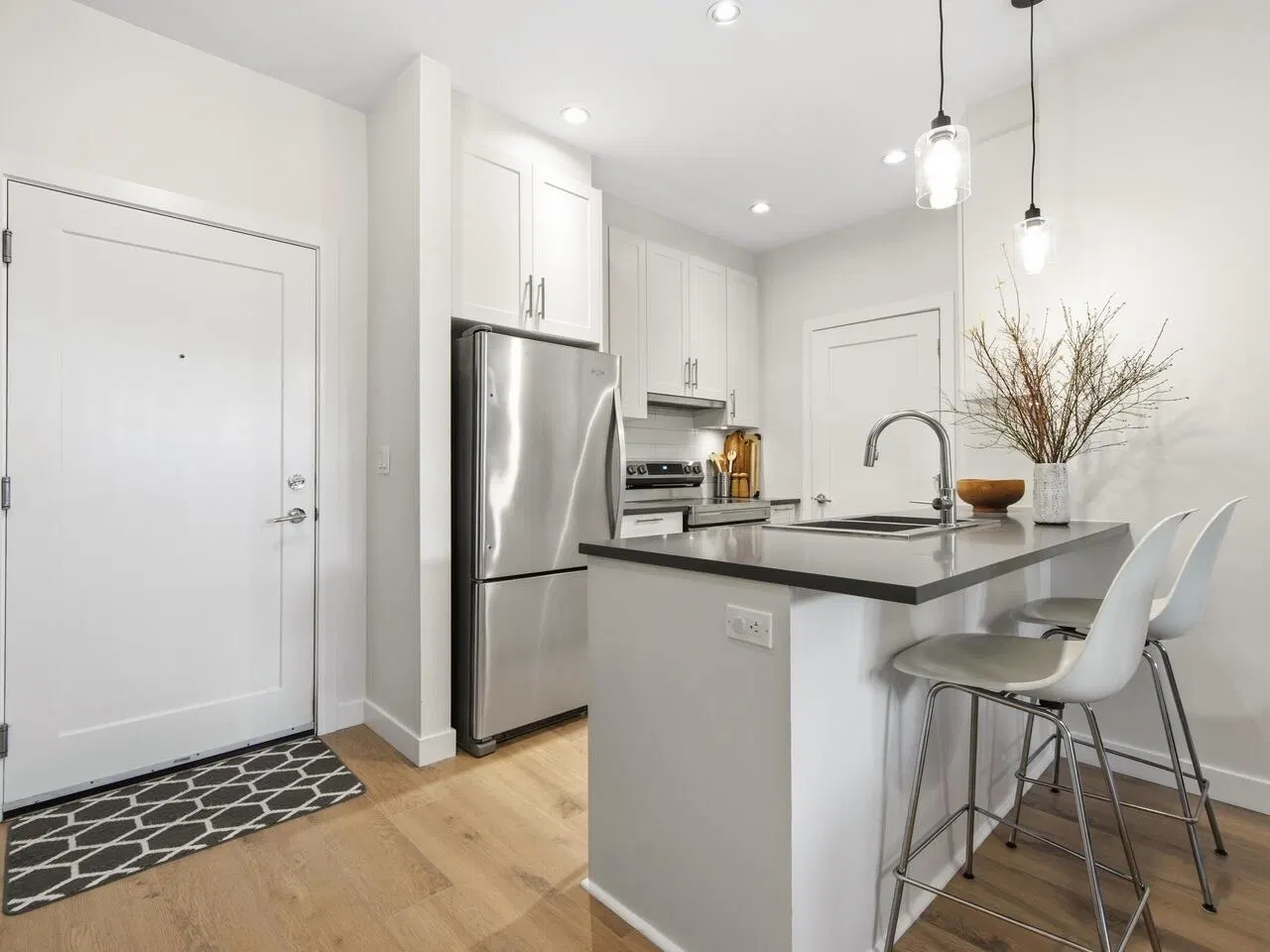 Photo 5 of 25 at #109 – 20829 77a Avenue