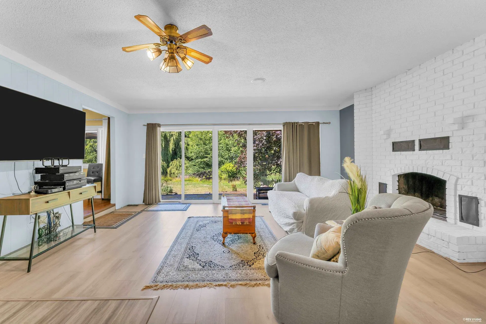 Photo 5 of 40 at 18224 32 Avenue