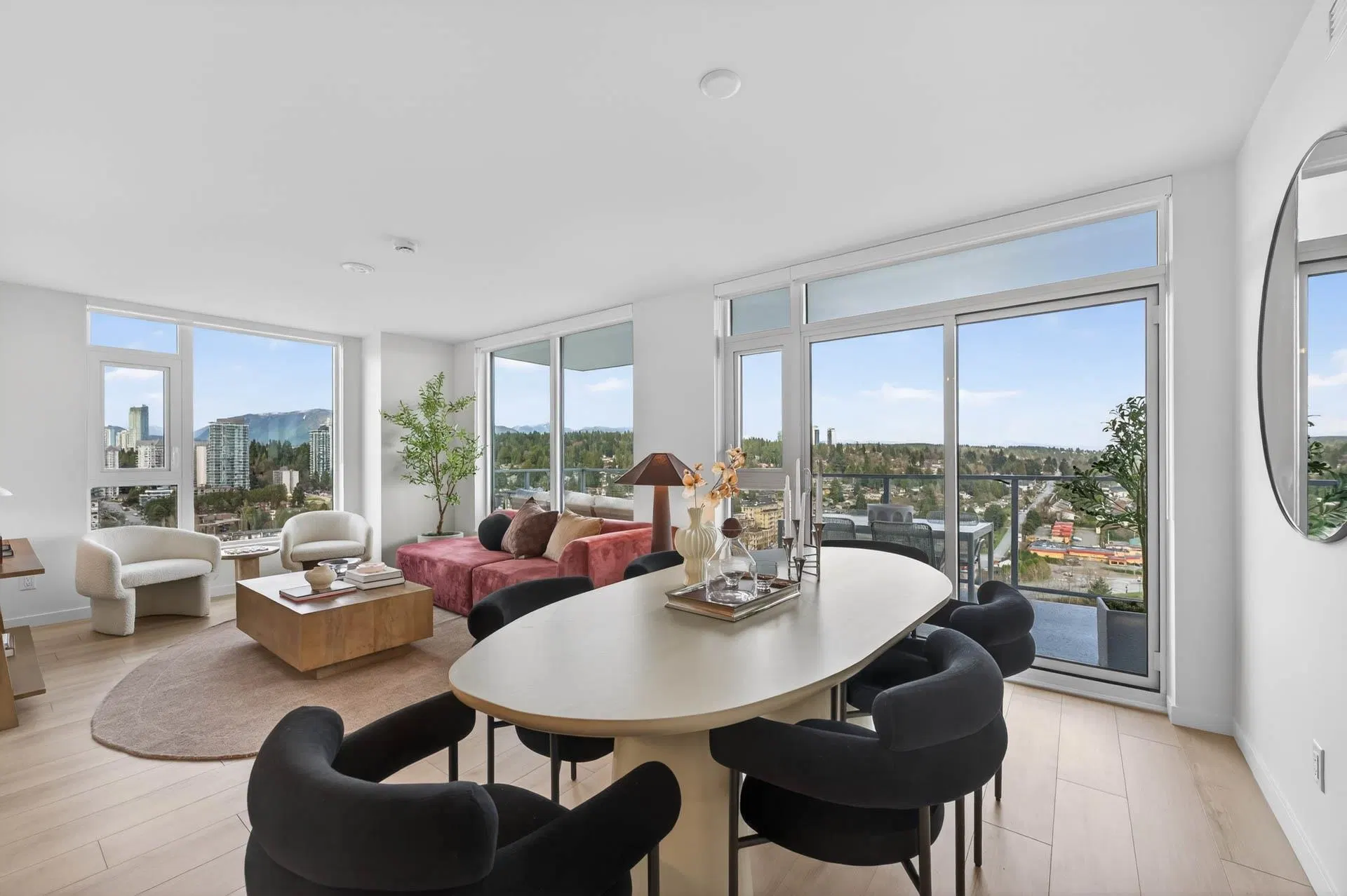 Photo 5 of 17 at #1203 – 311 Alderson Avenue