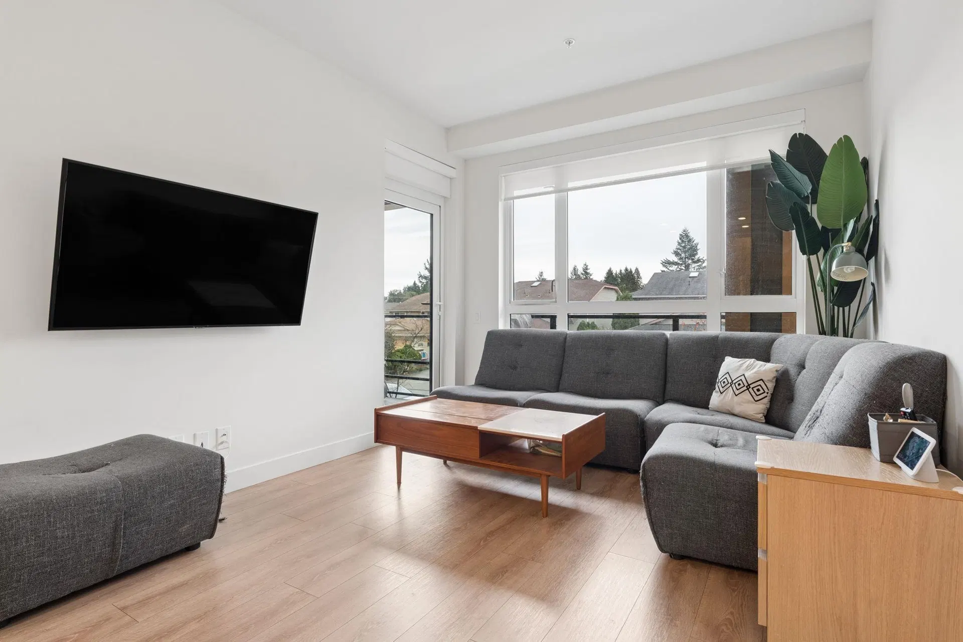 Photo 4 of 40 at #219 – 741 Anskar Court