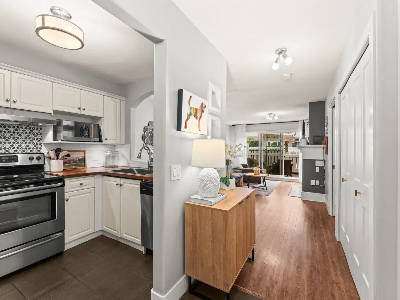 #117 – 5900 Dover Crescent