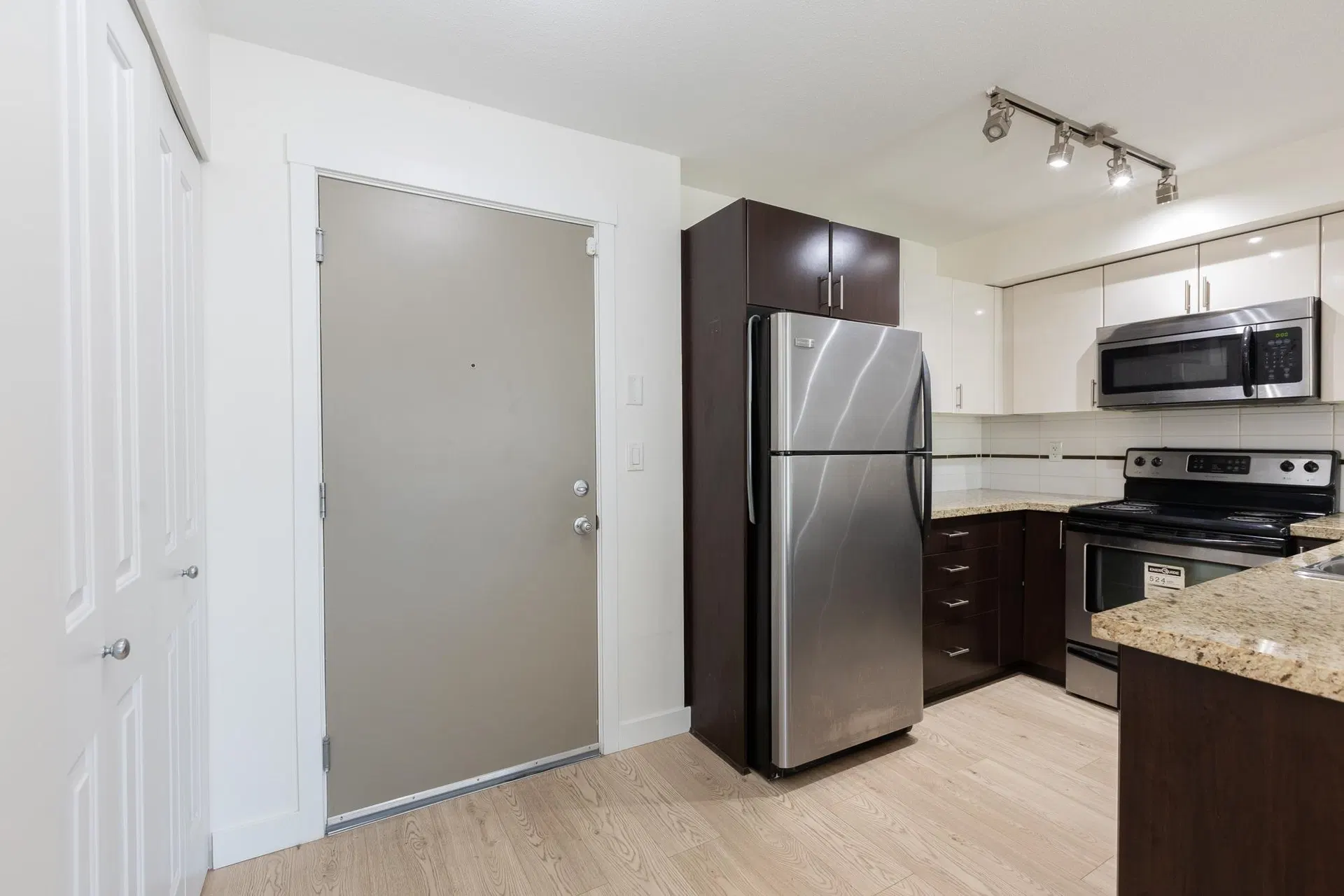 Photo 5 of 13 at #202 – 14960 102a Avenue
