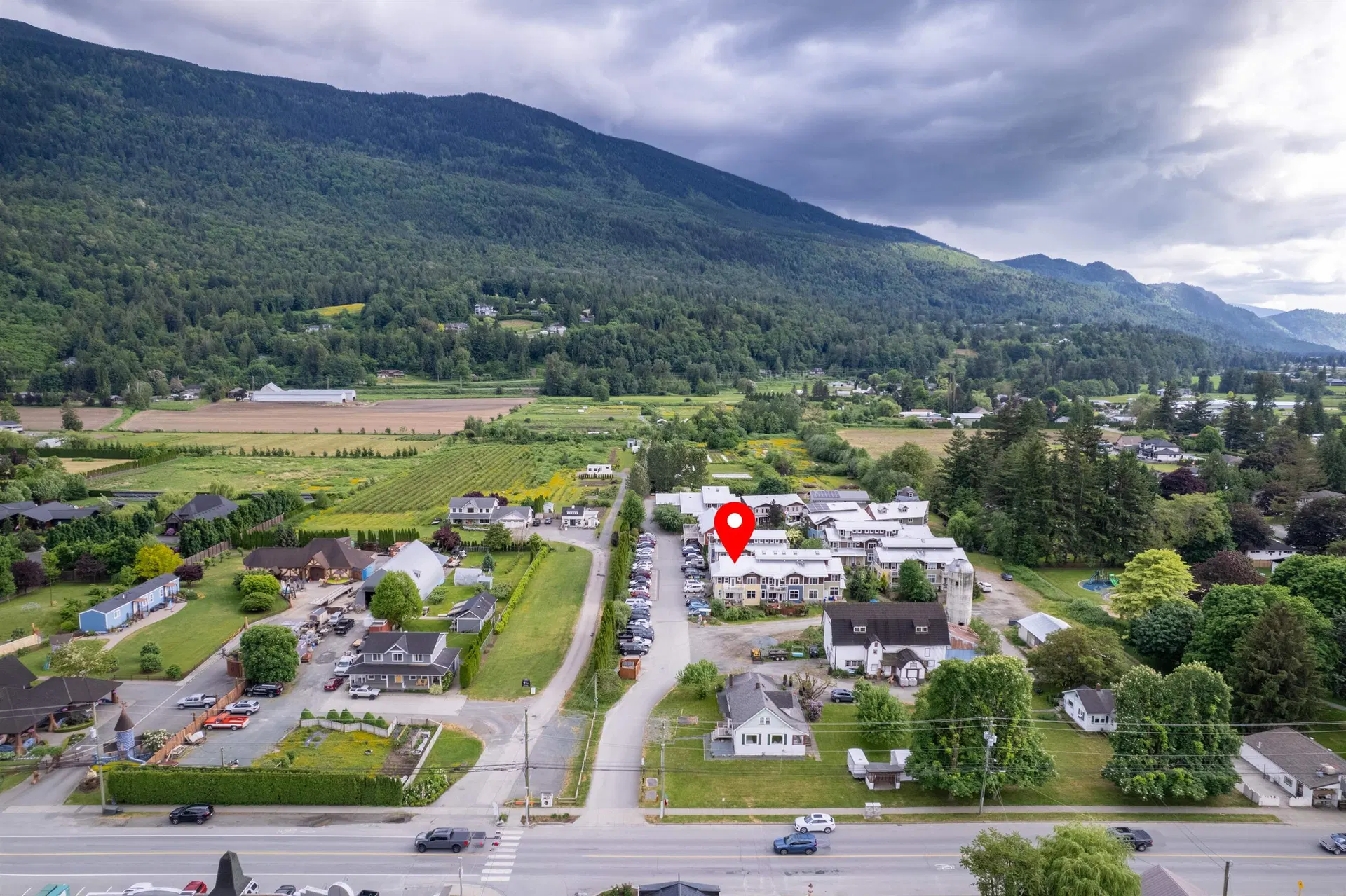 Photo 1 of 40 at #30 – 42312 Yarrow Central Road