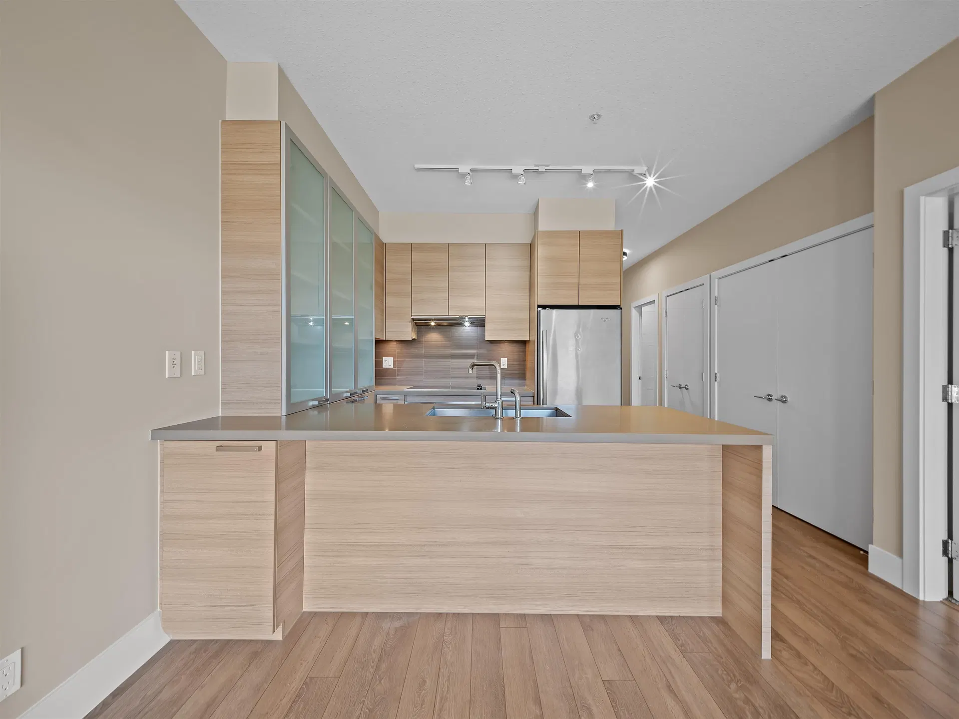 Photo 5 of 40 at #215 – 3606 Aldercrest Drive
