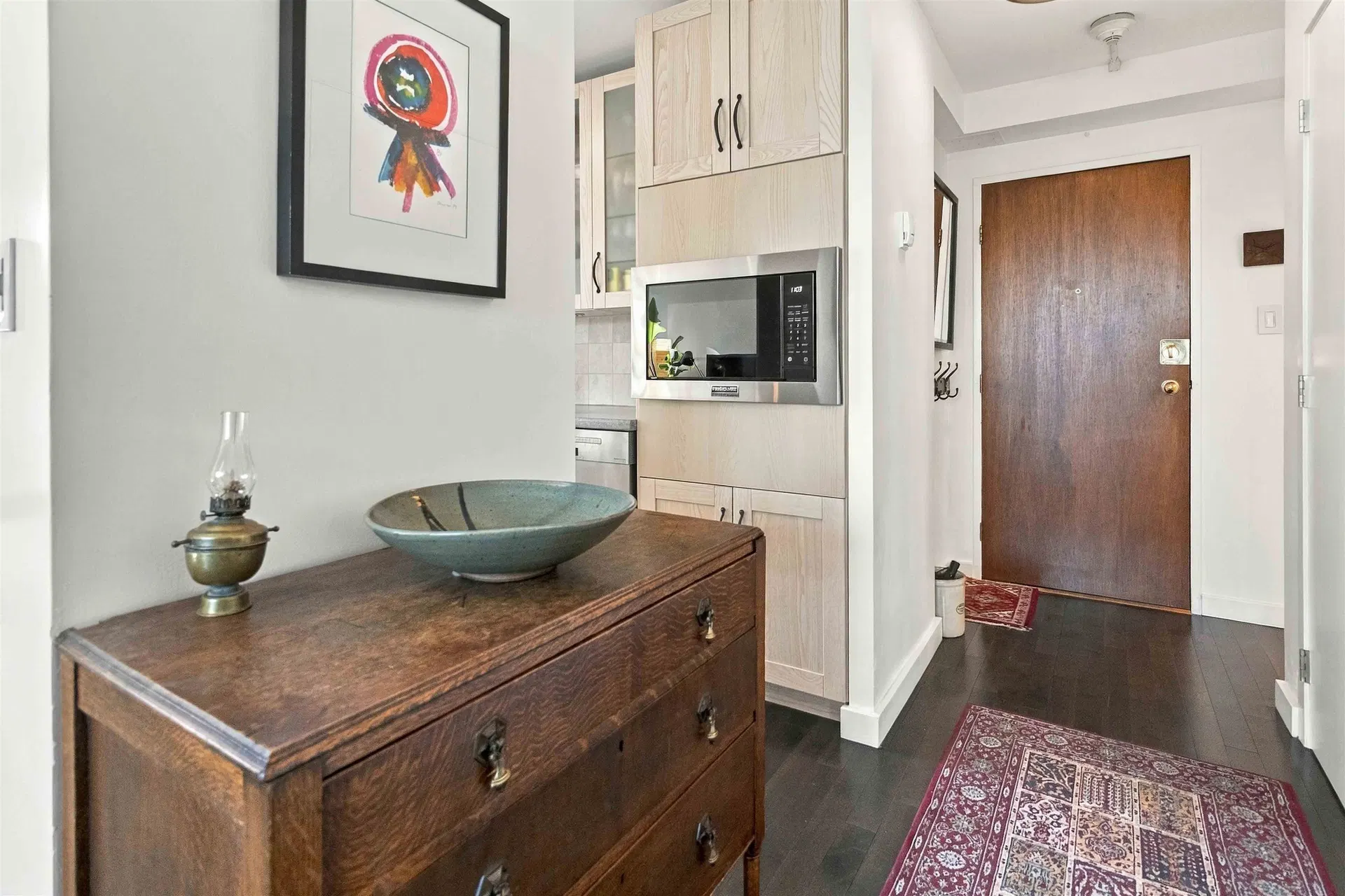 Photo 3 of 22 at #605 – 1725 Pendrell Street