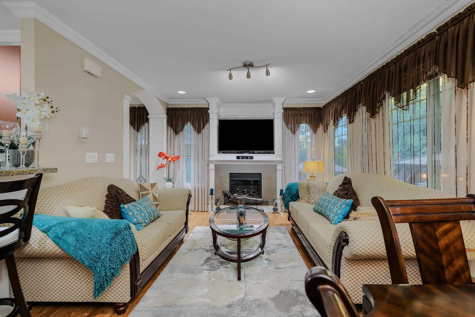 Photo 4 of 38 at #44 – 6110 138th Street