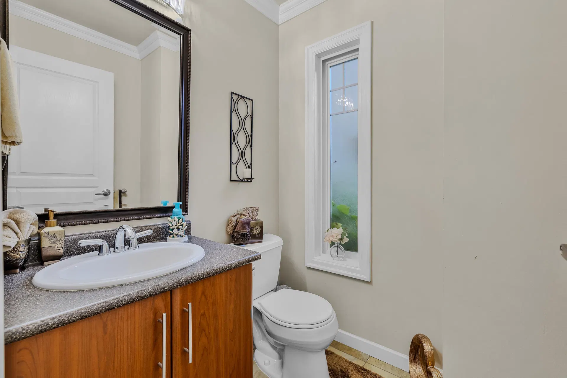 Photo 5 of 38 at #44 – 6110 138th Street