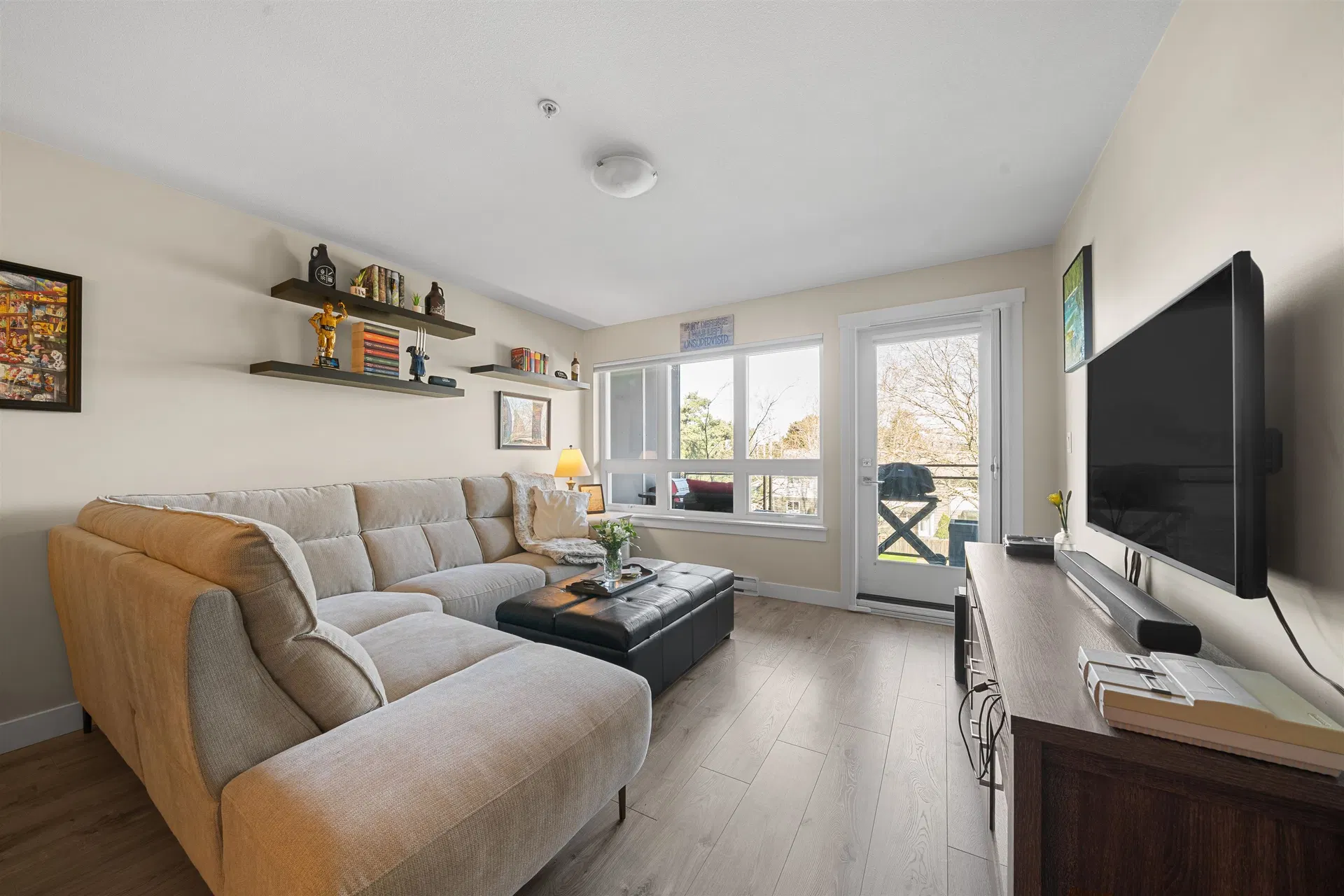 Photo 2 of 20 at #208 – 4815 55b Street