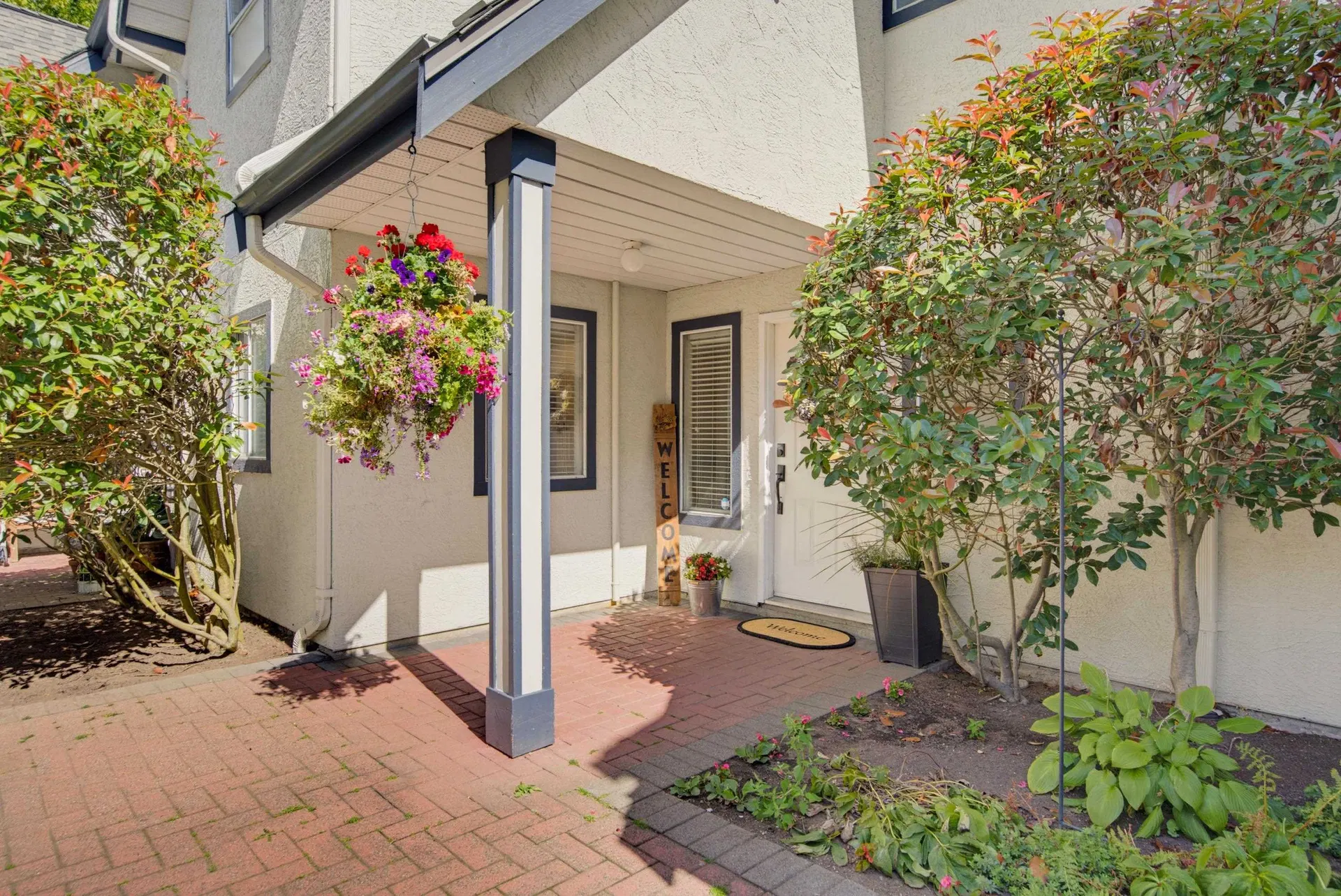 Photo 3 of 36 at #4 – 4890 48 Avenue