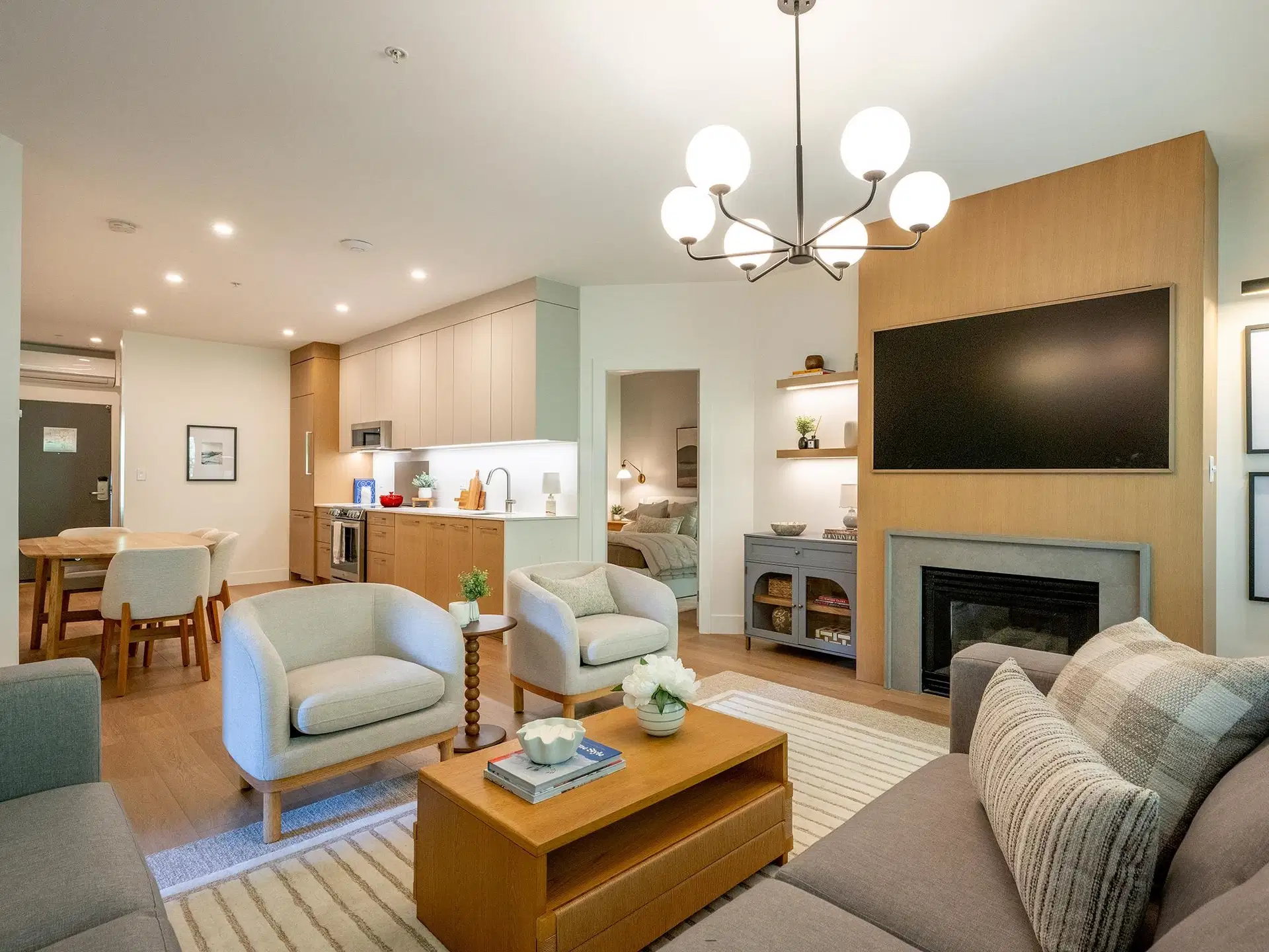 #203 – 4365 Northlands Boulevard