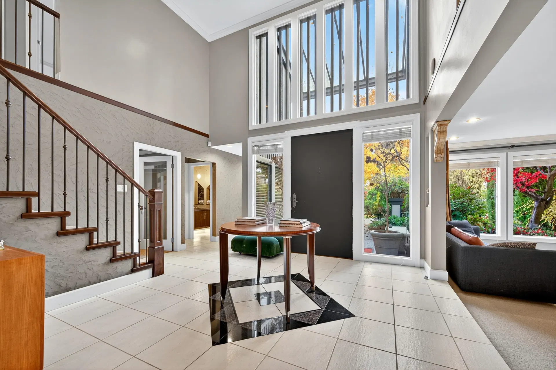 Photo 5 of 25 at 5891 Laurelwood Court