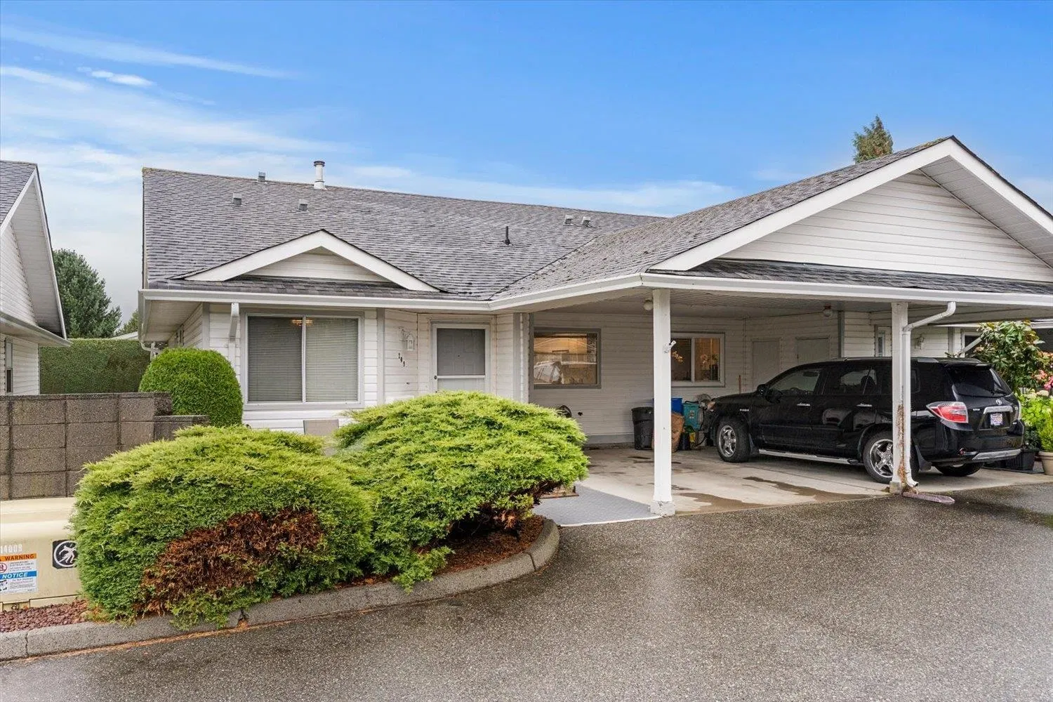 Photo 2 of 27 at #209 – 7610 Evans Road
