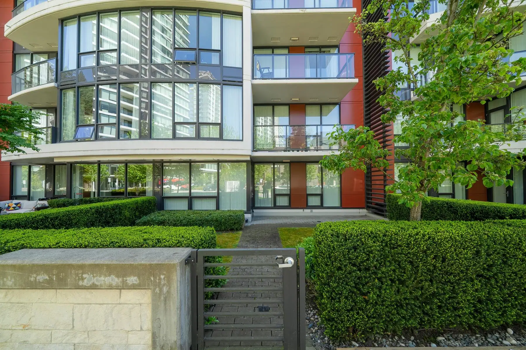 #112 – 5638 Birney Avenue