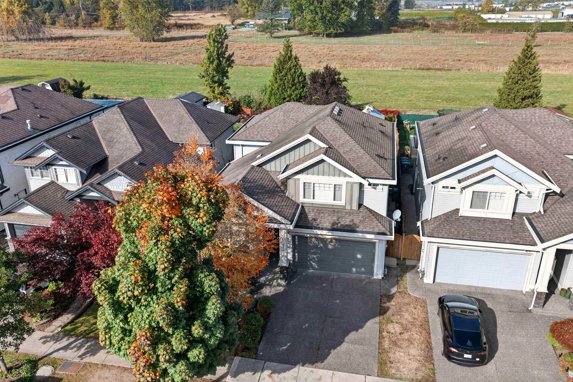 Photo 1 of 40 at 17473 64a Avenue