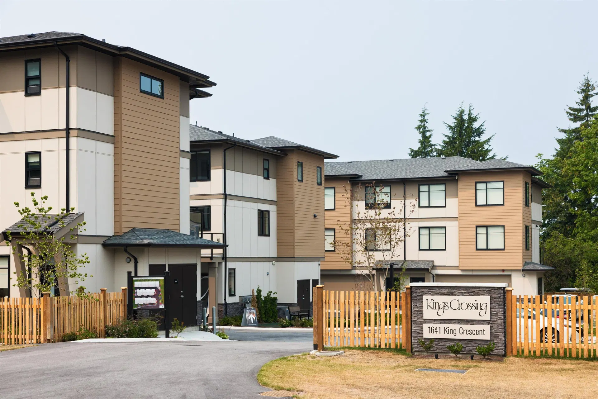 Photo 1 of 29 at #13 – 1641 King Crescent