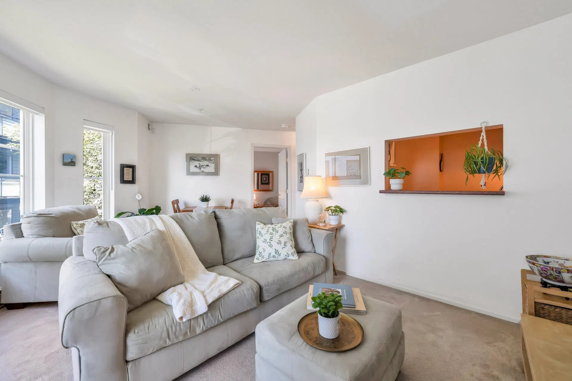 #206 – 245 St. Davids Avenue
