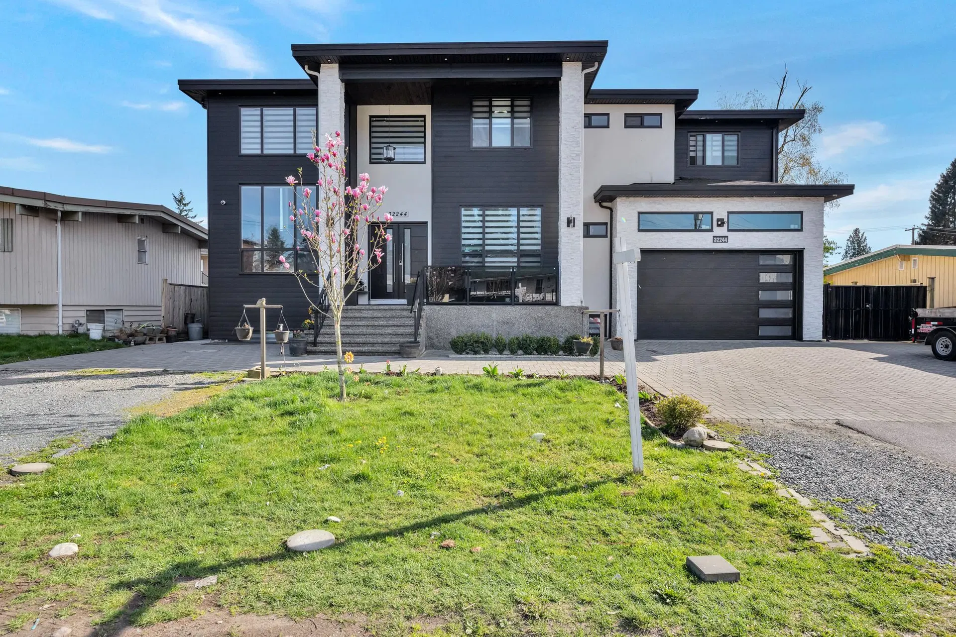 Photo 1 of 30 at 32244 Pineview Avenue