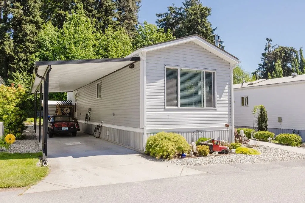 Photo 1 of 26 at #13 – 4496 Sunshine Coast Highway