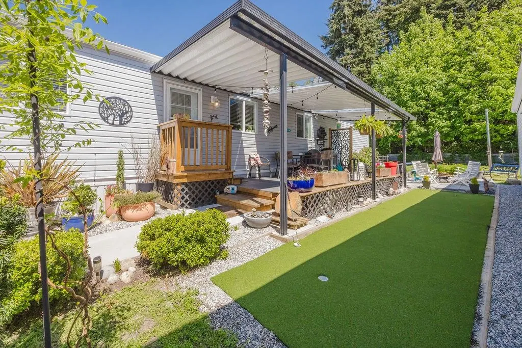 Photo 2 of 26 at #13 – 4496 Sunshine Coast Highway