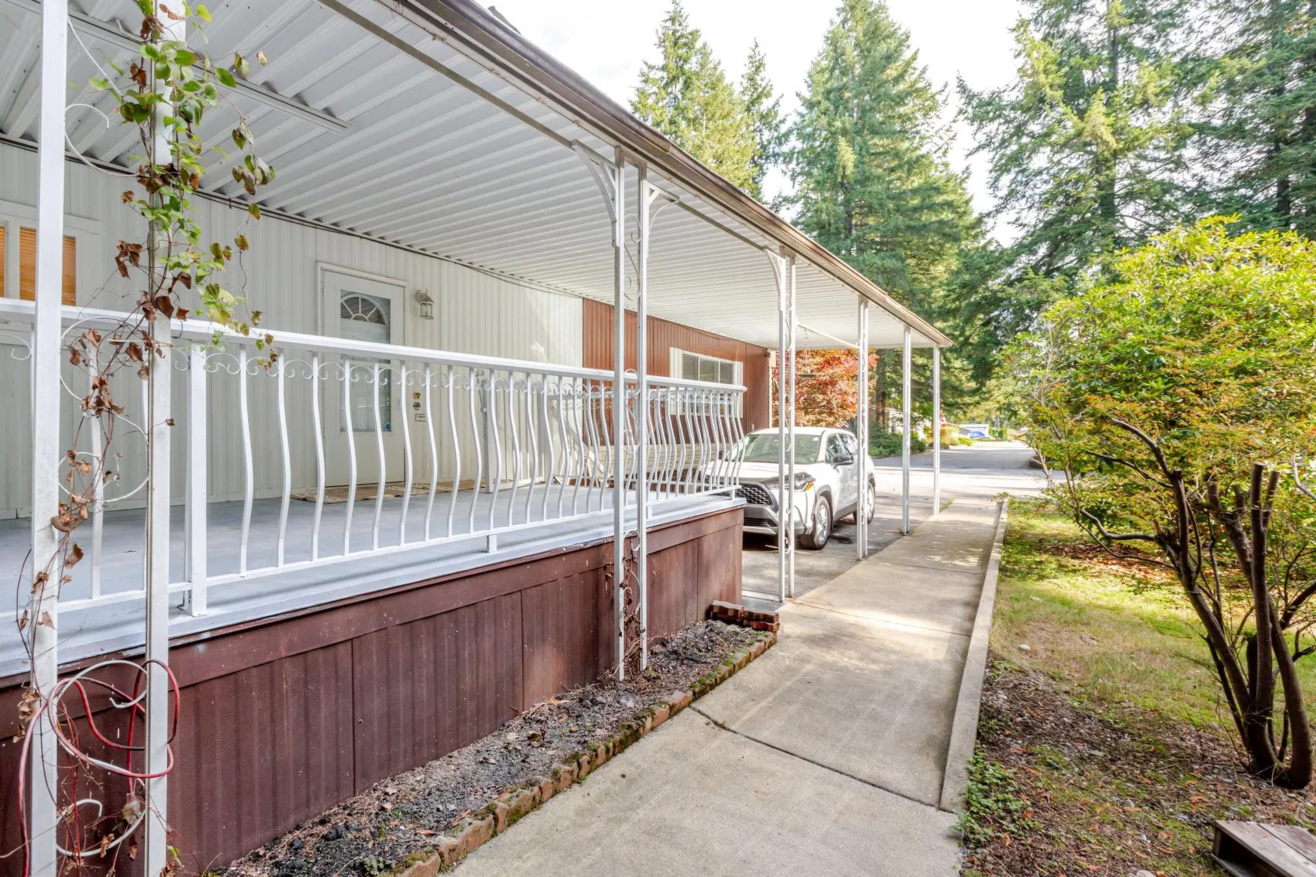 Photo 4 of 37 at #21 – 2306 198 Street