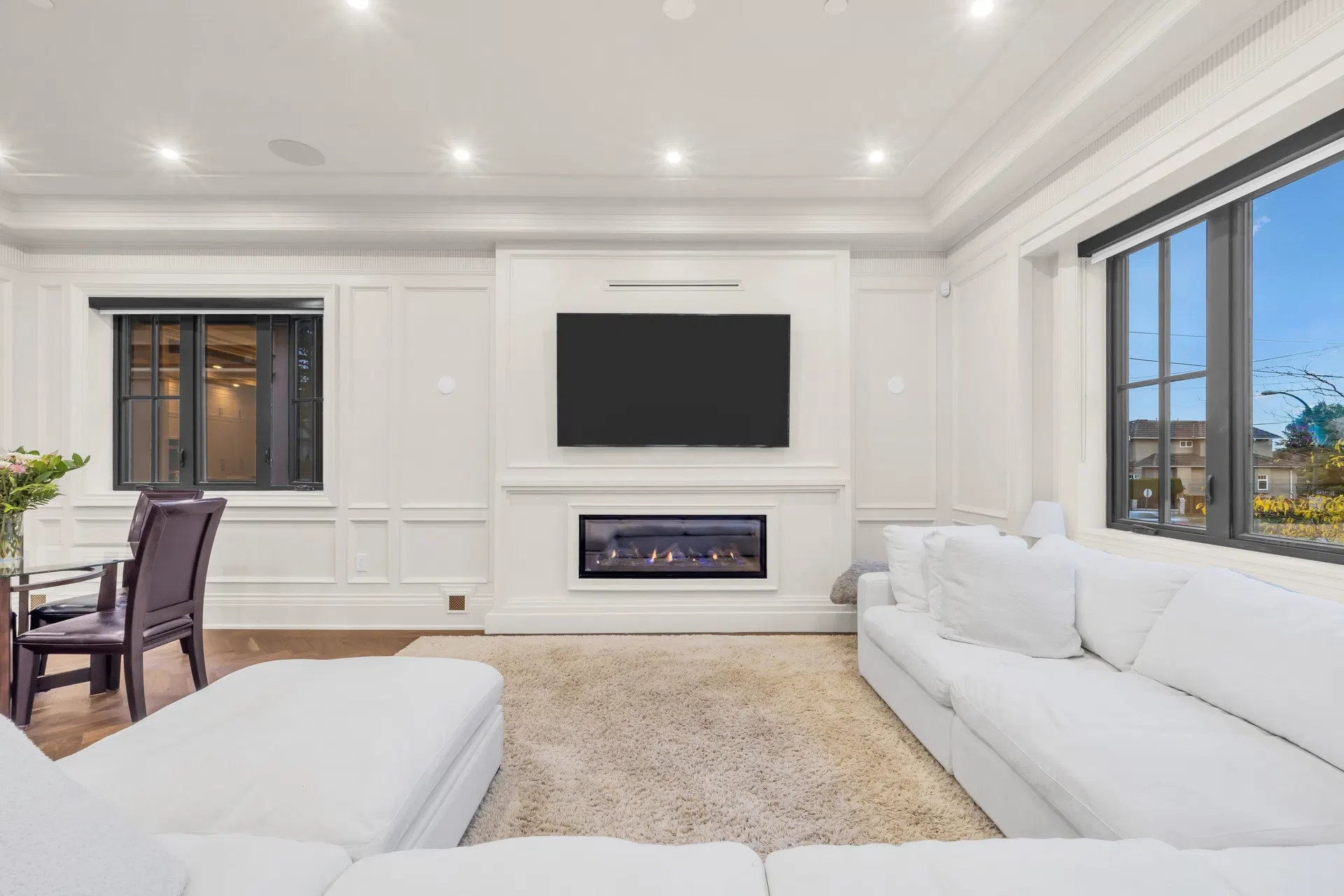 Photo 3 of 29 at 1443 W 57th Avenue