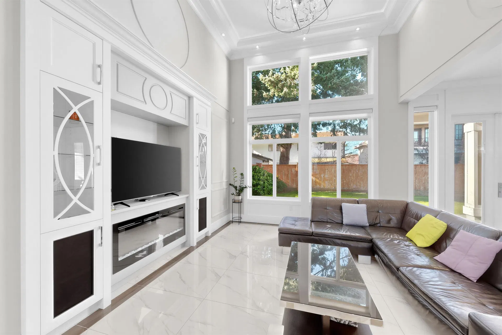 Photo 2 of 38 at 6220 Yeats Crescent