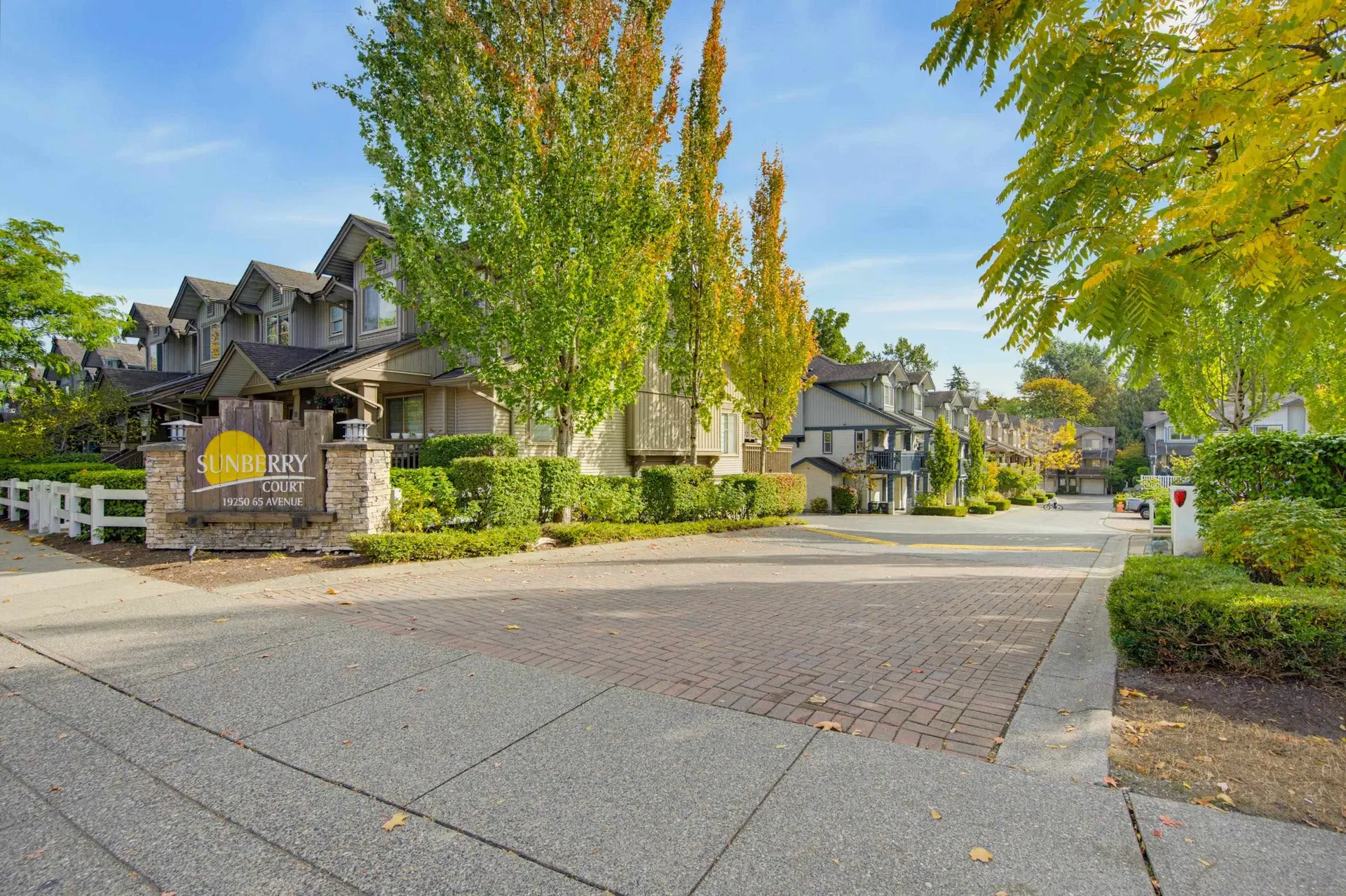 Photo 3 of 40 at #89 – 19250 65 Avenue