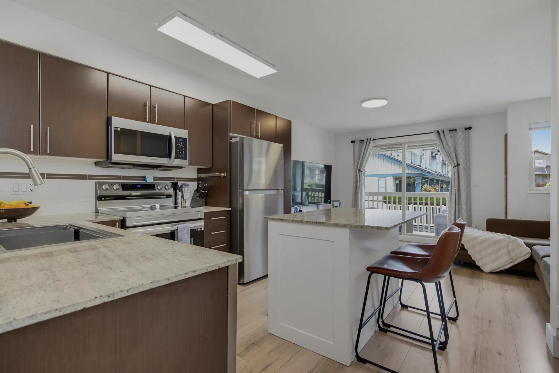 Photo 4 of 40 at #89 – 19250 65 Avenue