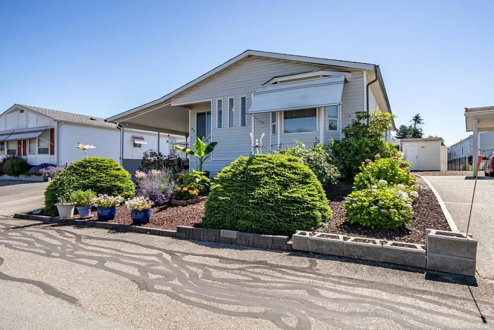 Photo 1 of 33 at #97 – 9055 Ashwell Road