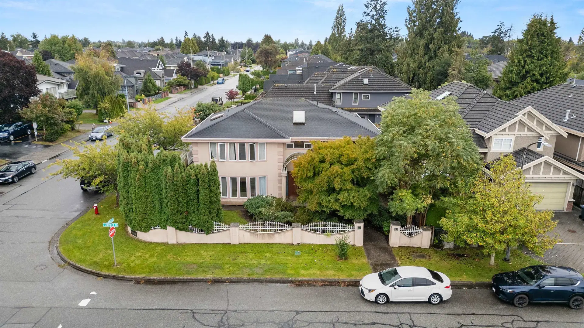 5080 Linfield Gate