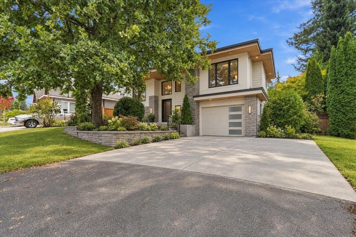 Photo 4 of 38 at 7772 Bremridge Drive