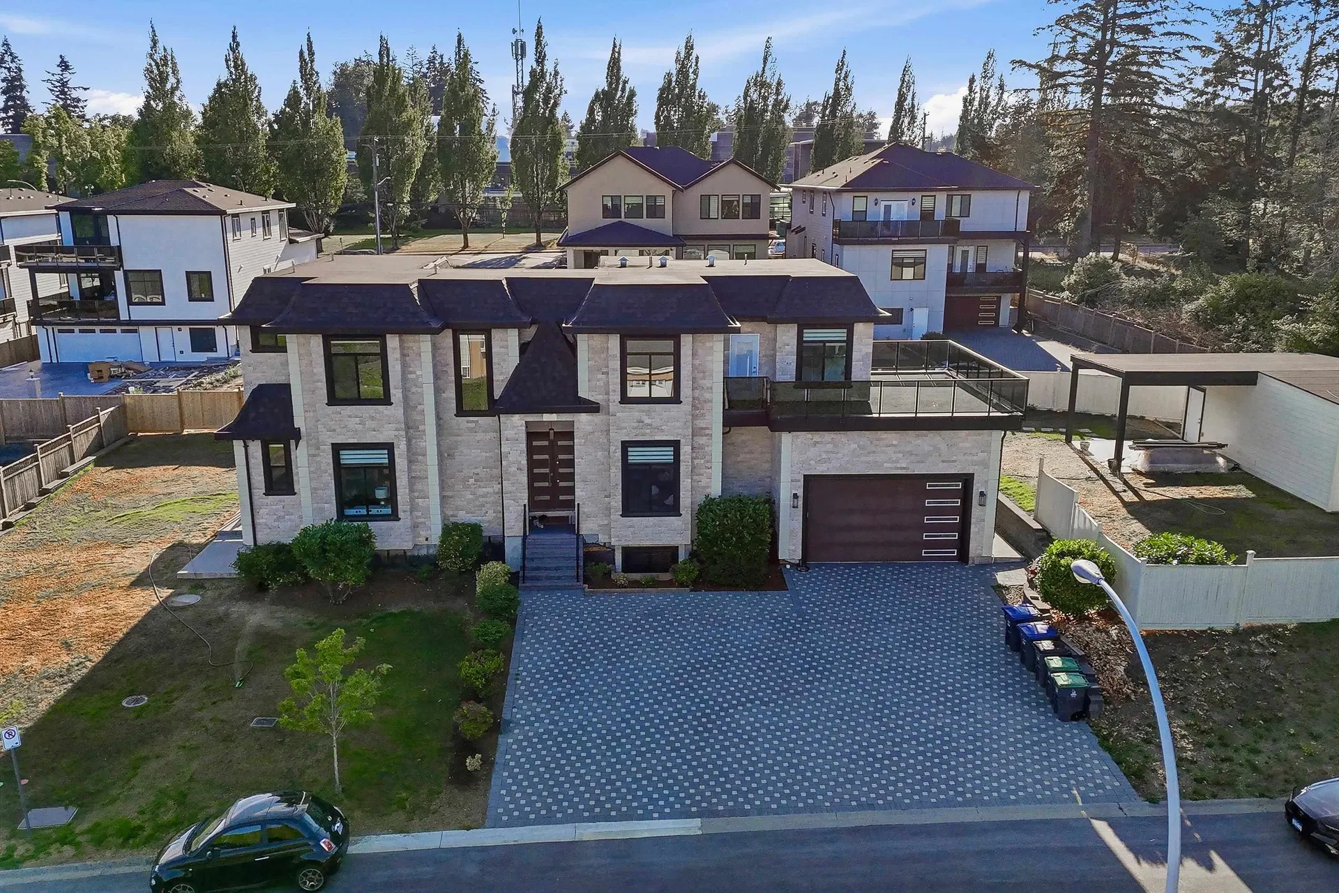 Photo 1 of 40 at 5735 144a Street