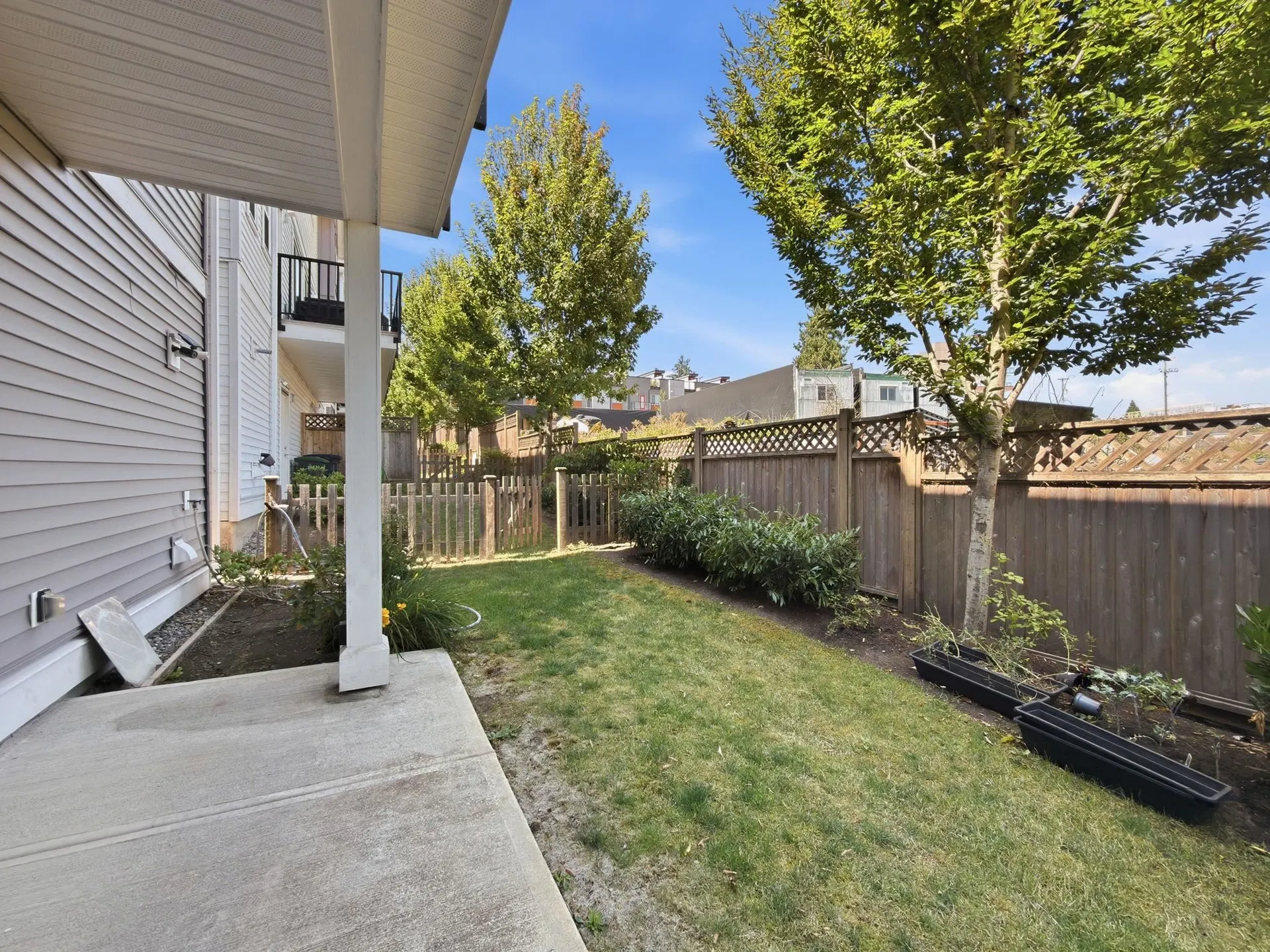 Photo 2 of 27 at #4 – 8033 166b Street
