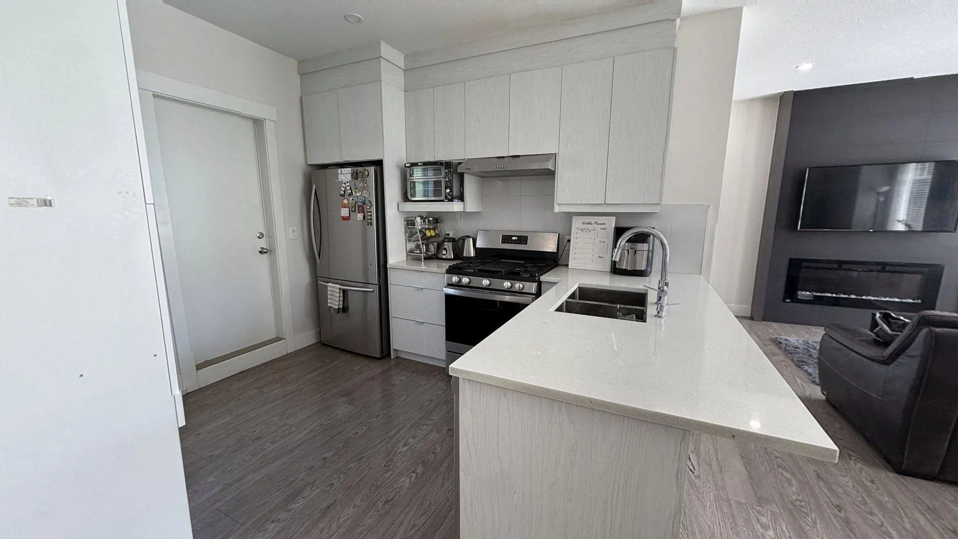 Photo 3 of 27 at #4 – 8033 166b Street