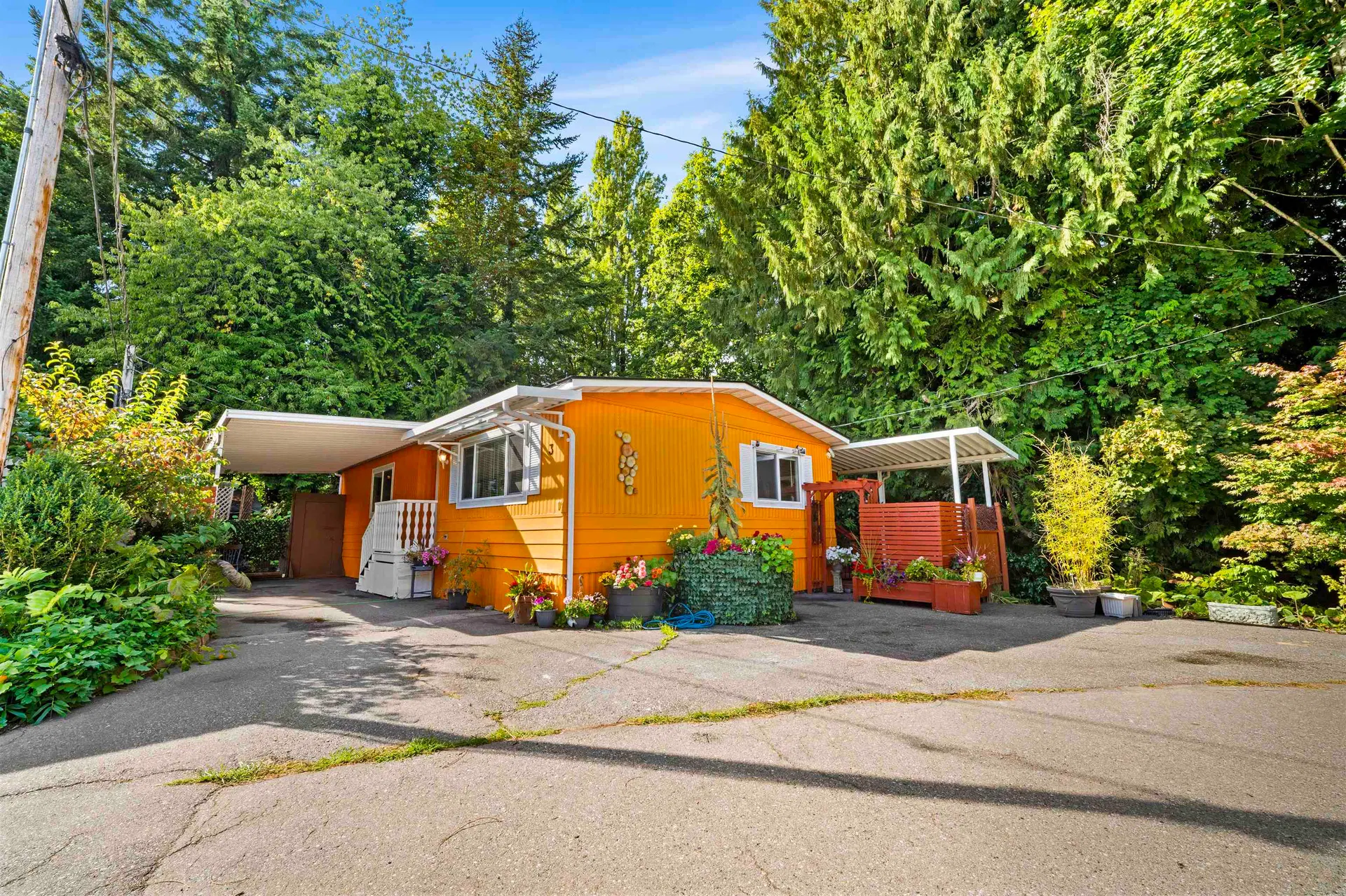 Photo 5 of 40 at #3 – 6280 King George Boulevard