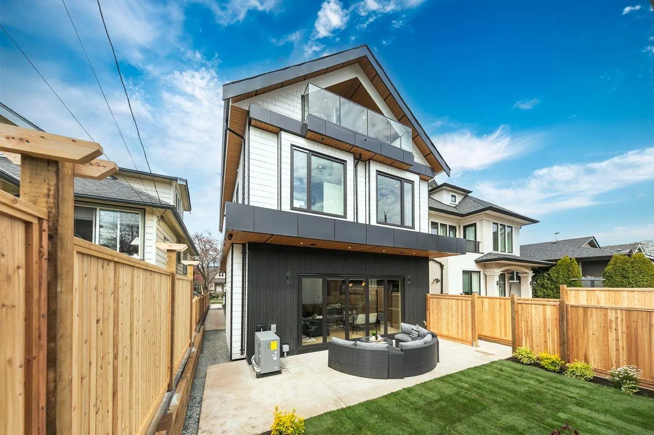 Photo 1 of 37 at #2 – 3708 W 18th Avenue
