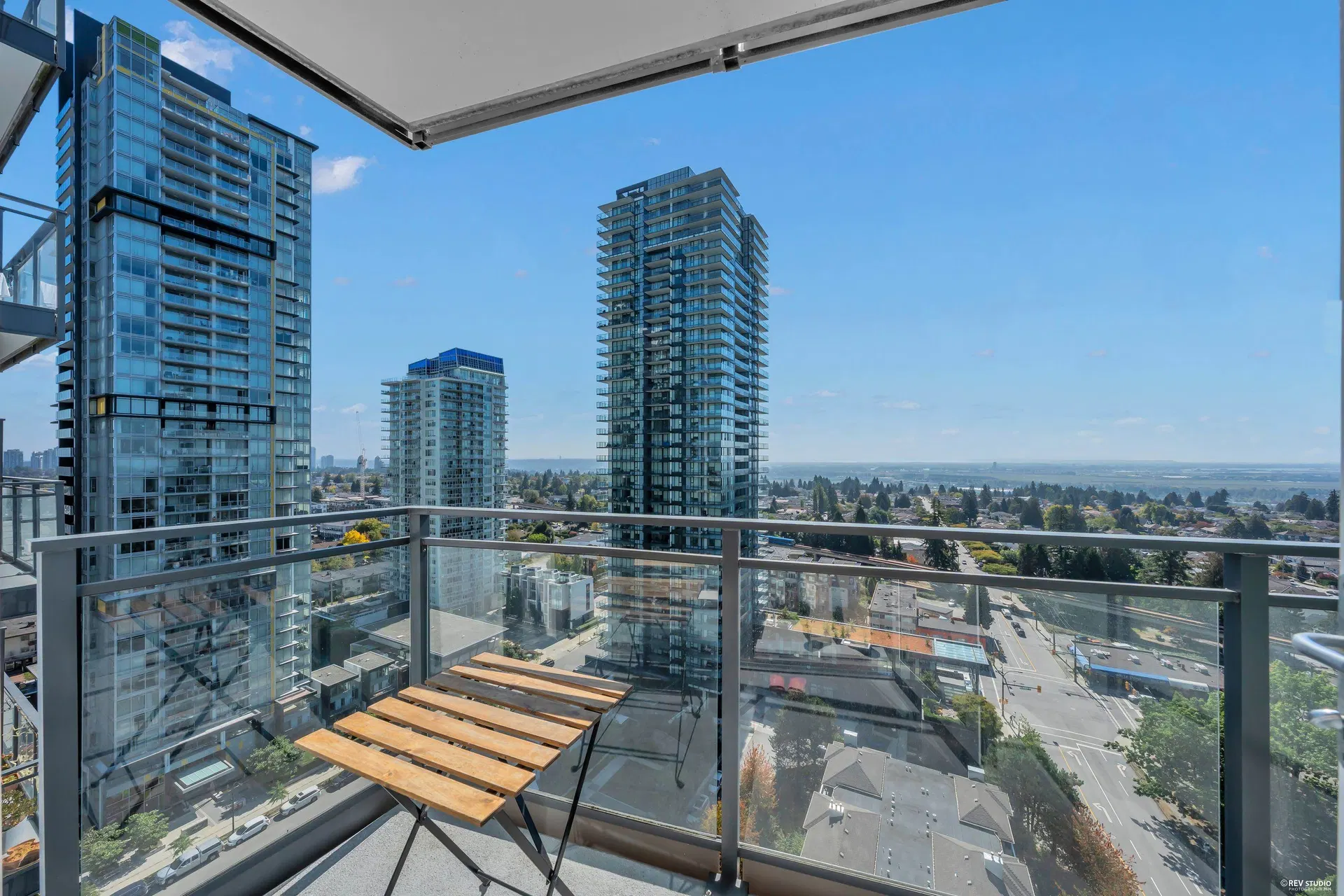 #2101 – 4900 Lennox Lane