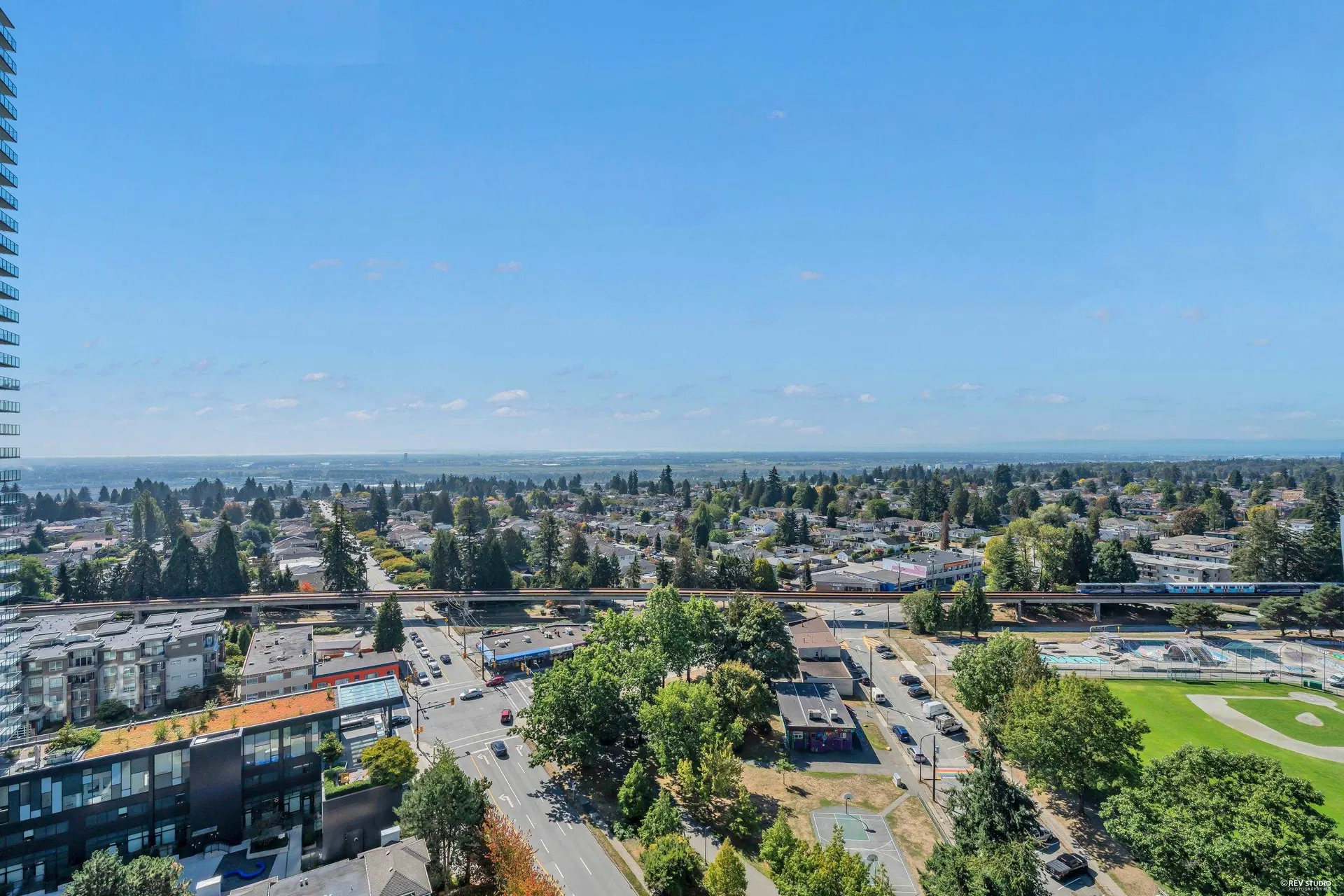 Photo 2 of 40 at #2101 – 4900 Lennox Lane