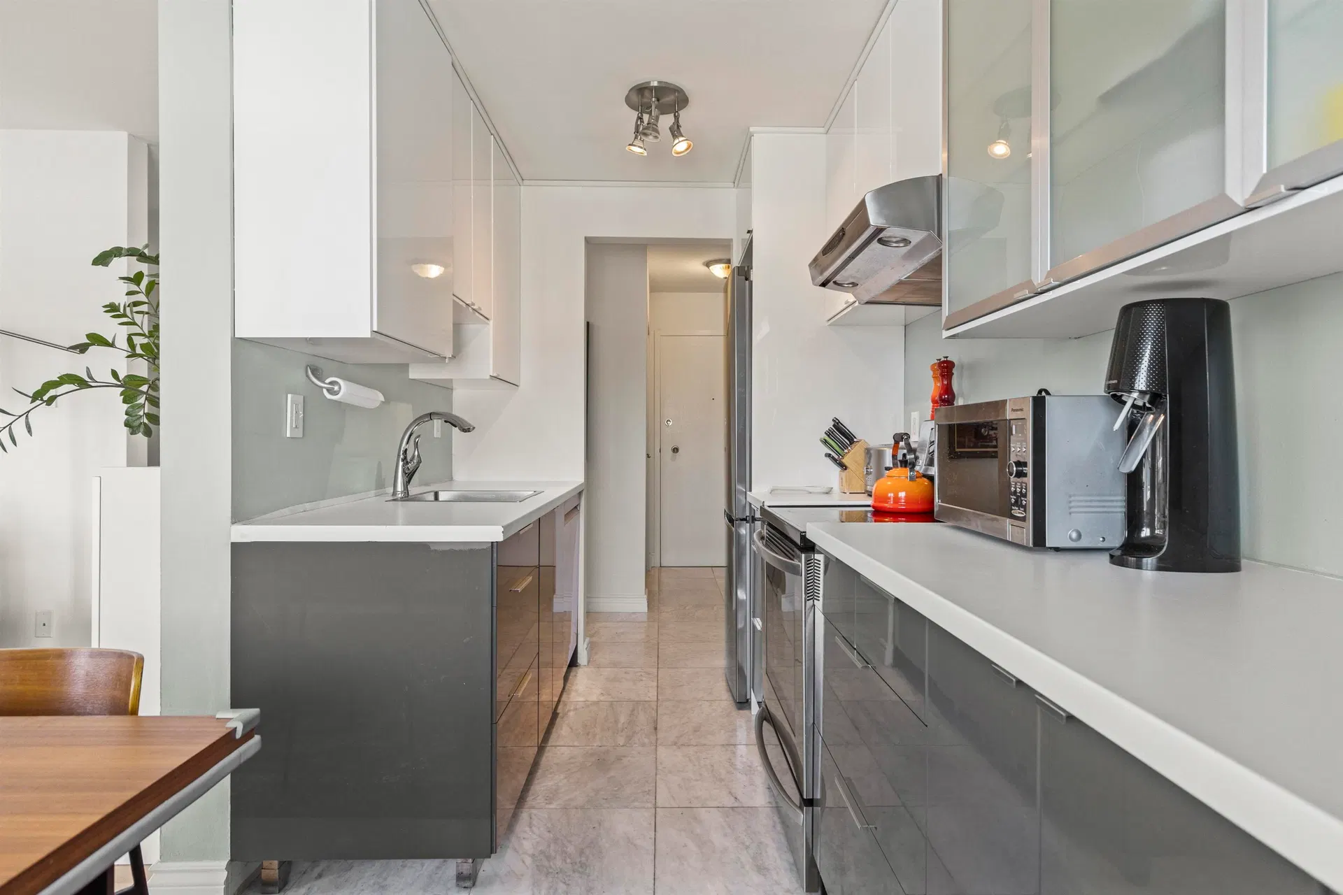 Photo 2 of 33 at #307 – 2335 York Avenue