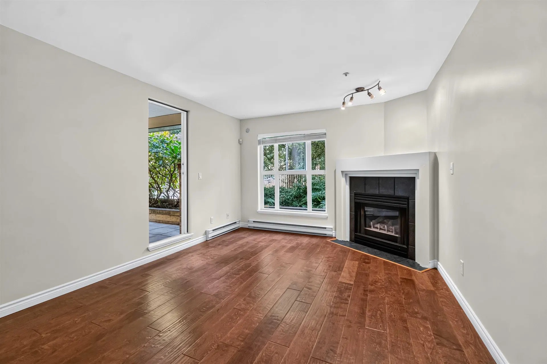 Photo 2 of 28 at #110 – 2231 Welcher Avenue