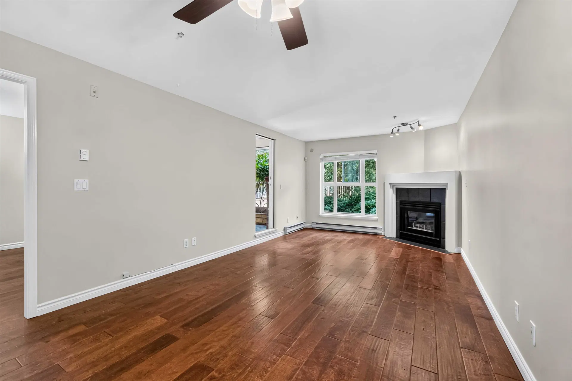 Photo 5 of 28 at #110 – 2231 Welcher Avenue