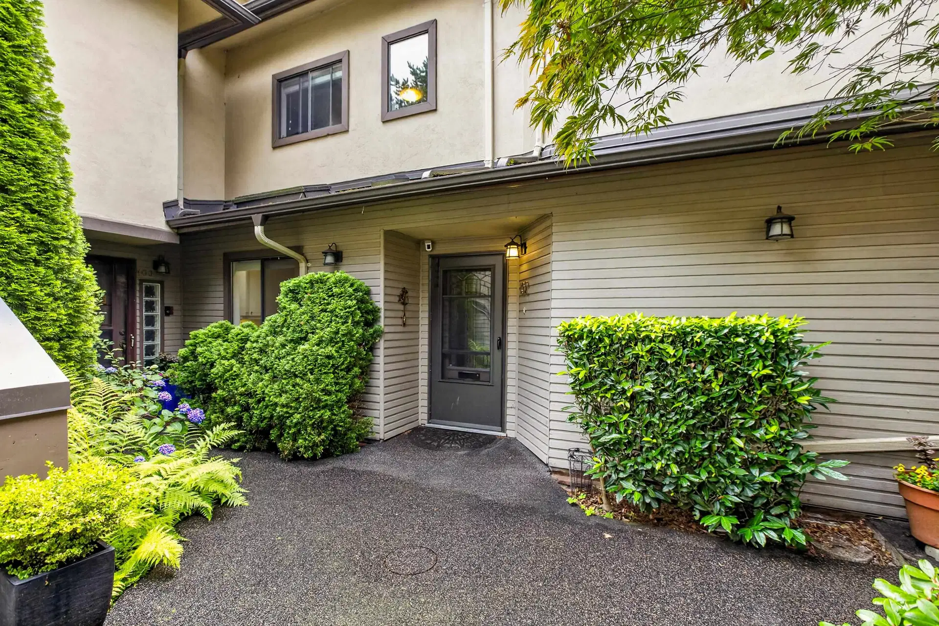 #102 – 12741 16 Avenue