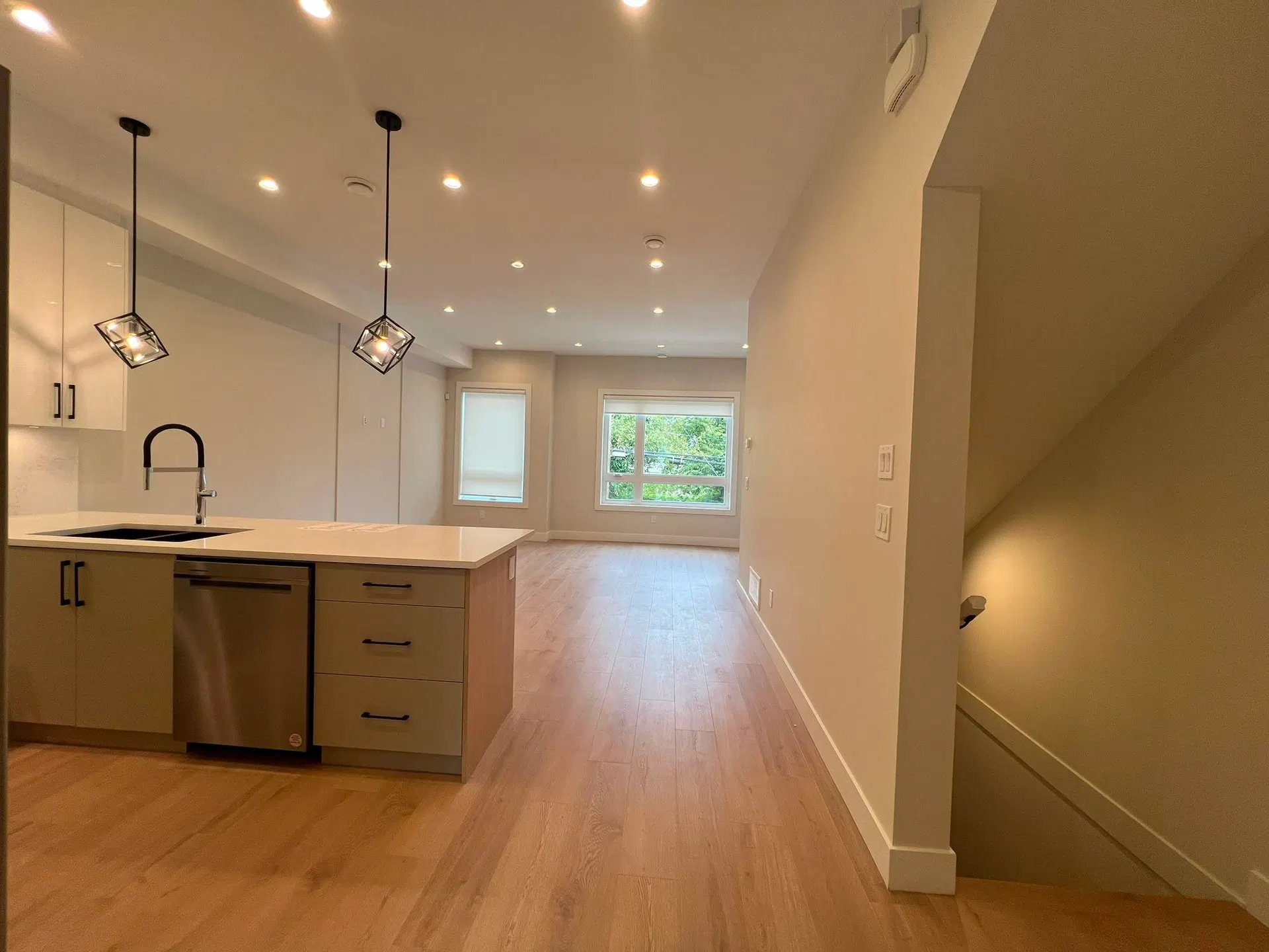 Photo 3 of 16 at #2 – 3033 Shell Road