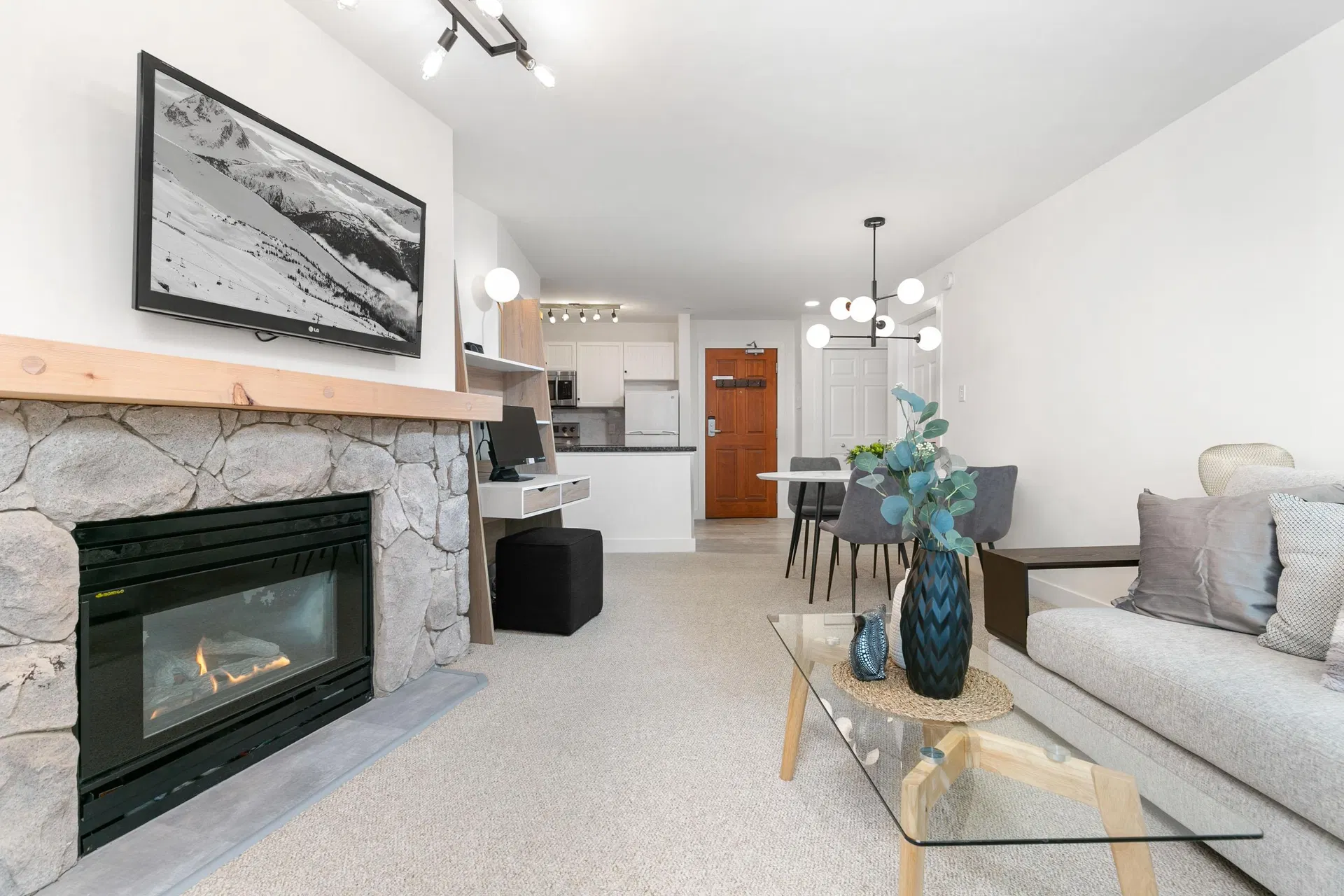 Photo 4 of 30 at #347 – 4800 Spearhead Drive