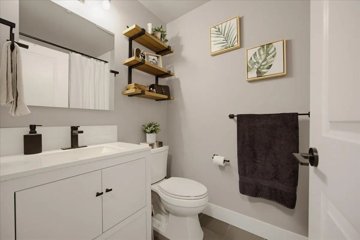 Photo 5 of 40 at #221 – 15918 26th Avenue